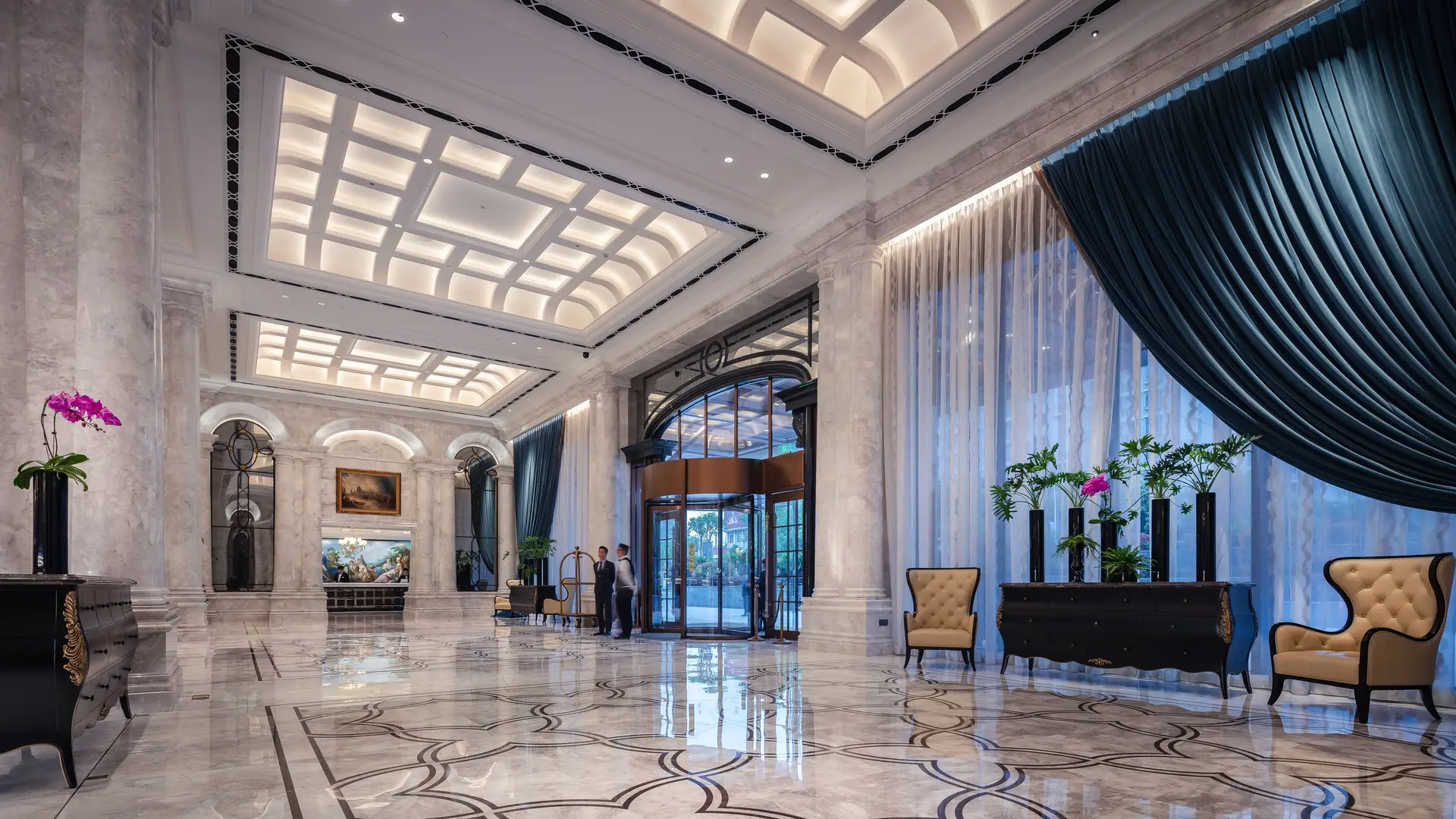 Luxusní interiér hotelu Goldenarborcollect